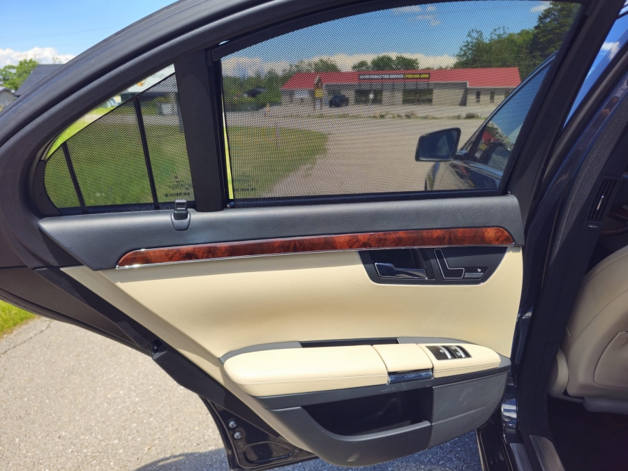 2012 Mercedes-Benz S-Class